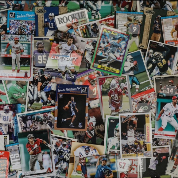 lbs of Sports trading cards, football, basketball , hockey , and baseball ! - Picture 4 of 4